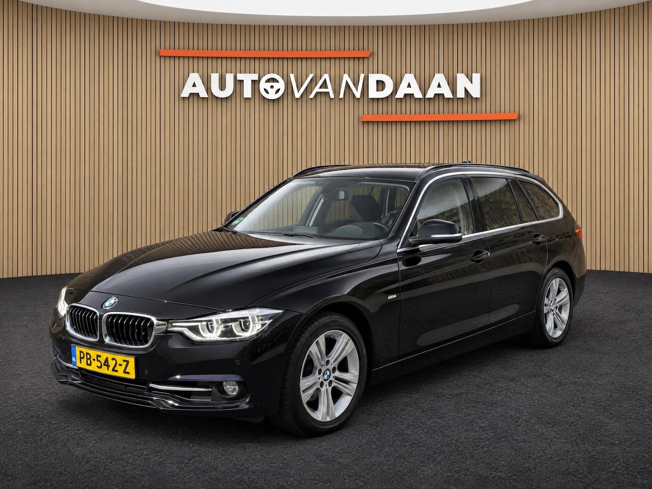 BMW 3-serie Touring - 320i High Executive | DEALERONDH | AUT | STOELVW | TREKHAAK | - AutoWereld.nl