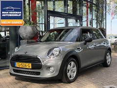 MINI 5-Deurs - 1.5 One First | Navigatie | Airconditioning | Licht metalen velgen | Cruise Control | Park