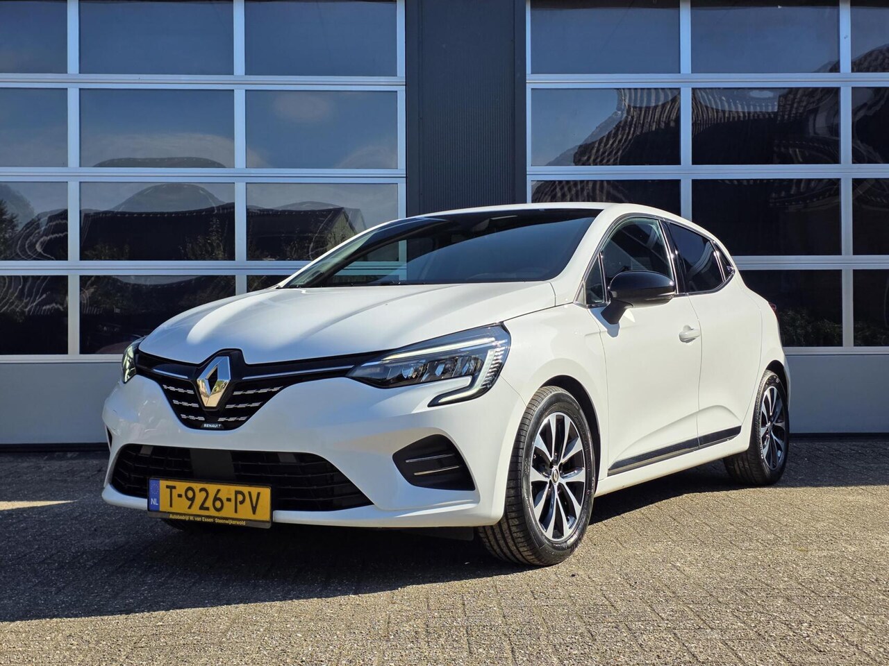 Renault Clio - 1.6 E-TECH Hybrid 145 Techno 1.6 E-Tech Hybrid 145 Techno - AutoWereld.nl