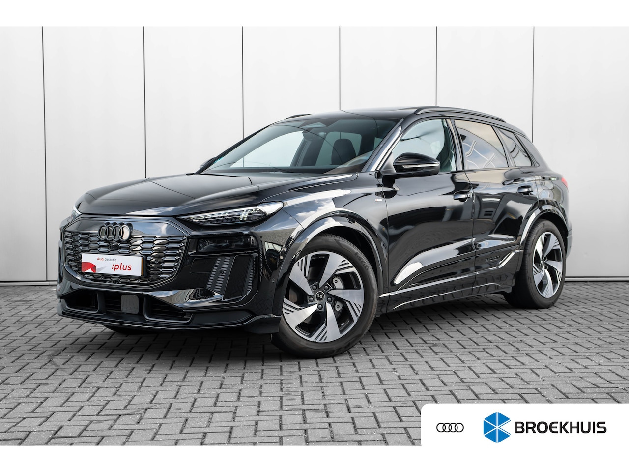 Audi Q6 e-tron - S edition performance 100 kWh 306PK | Trekhaak | Luchtvering | Panoramadak | Head-up displ - AutoWereld.nl