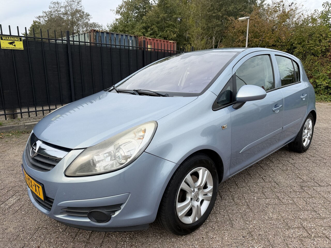 Opel Corsa - 1.4-16V Business Airco/Cruise/Stoelverw/Stuurverw - AutoWereld.nl