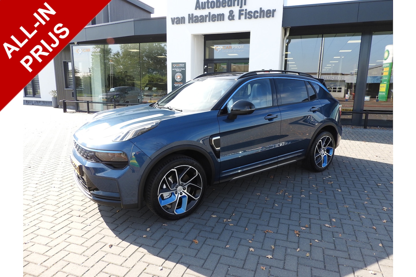 Lynk & Co 01 - 1.5 PHEV, Panoramadak, 360 Camera, Stuurverw, Zwarte hemel - AutoWereld.nl