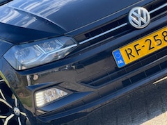 Volkswagen Polo - 1.0 TSI Comfortline Business - Deep Black - Carplay/Cruise/LMV