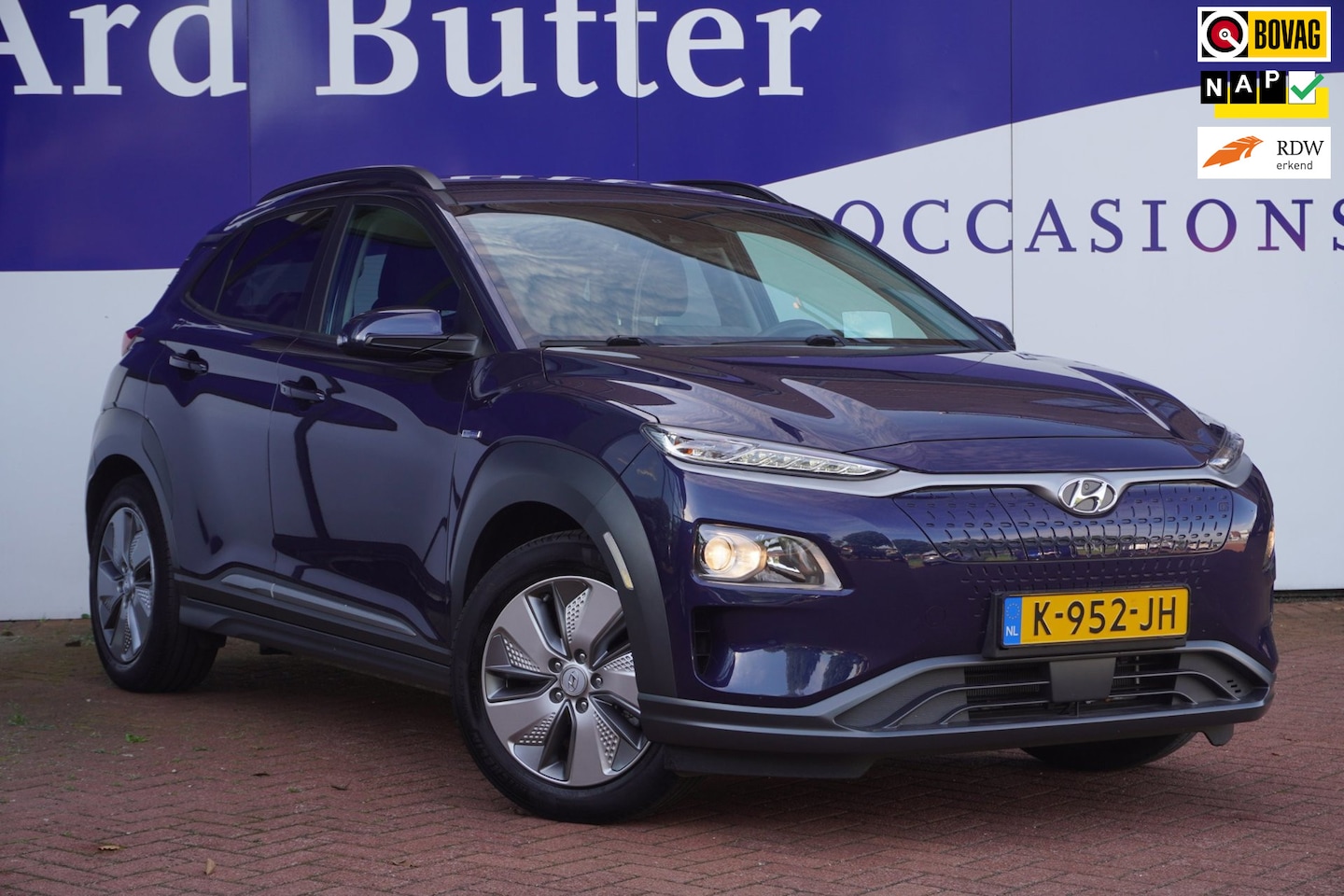 Hyundai Kona Electric - EV Fashion 64 kWh SOH100% / HUD / Camera / Krell / Trekhaak / SOH100% / WLTP actieradius 4 - AutoWereld.nl