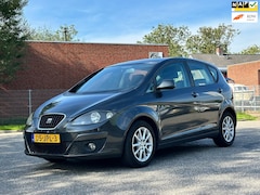 SEAT Altea - 1.6 Style Navigatie*Cruise*Clima*NAP*Parkeersensoren*LM velgen