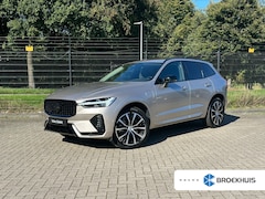 Volvo XC60 - 2.0 T6 Plug-in hybrid AWD Plus Dark | 360 camera | Gelamineerd glas | Pano | Trekhaak | Pi