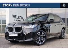BMW X3 - 30e xDrive M Sport Automaat / Panoramadak / Trekhaak / Sportstoelen / Adaptieve LED / Comf