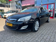 Opel Astra Sports Tourer - 1.4 Turbo Cosmo in top staat zeer goed onderhouden