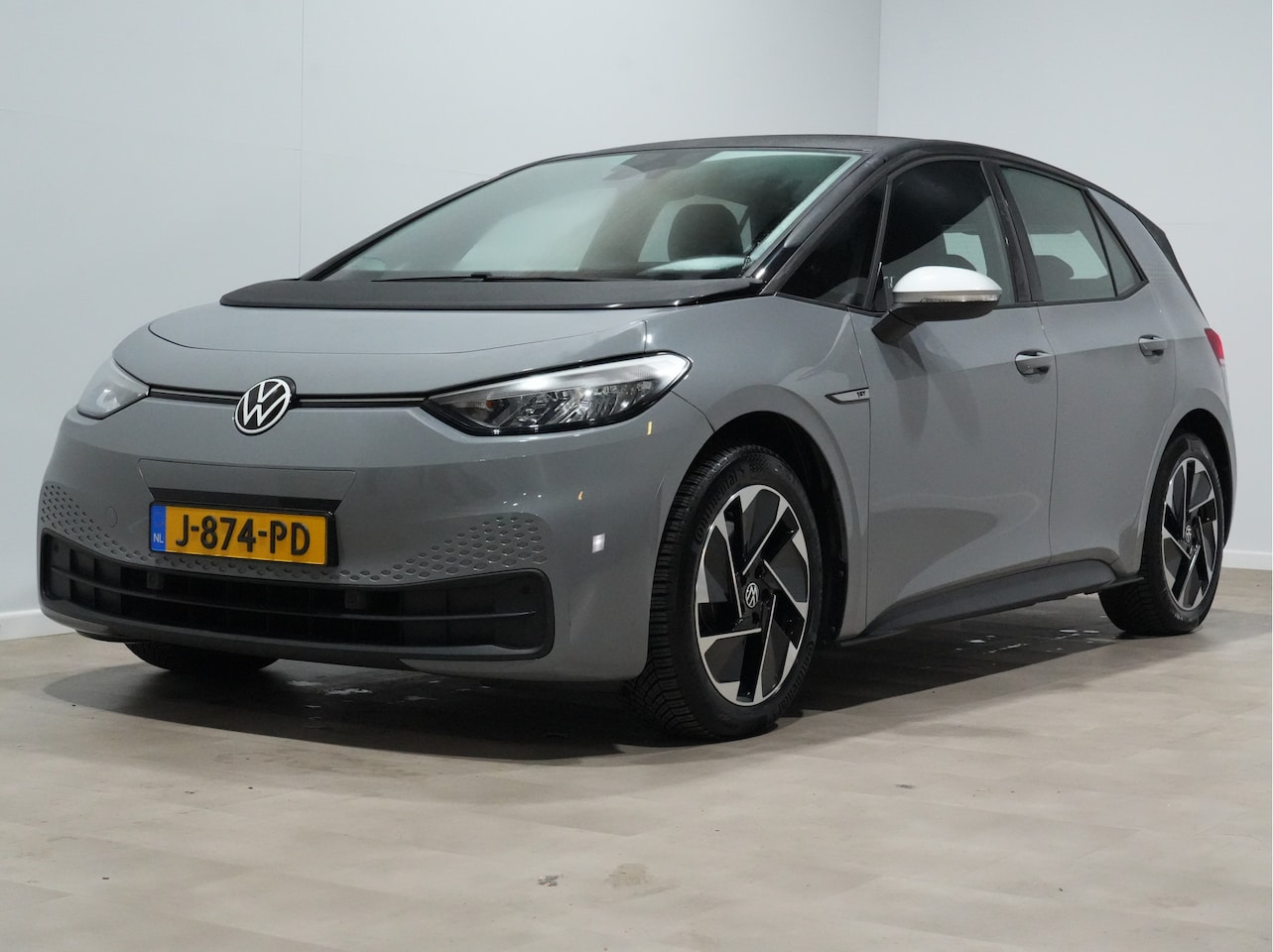 Volkswagen ID.3 - First 58 kWh Navigatie 18'' Lichtmetalen velgen Navigatie 221 - AutoWereld.nl