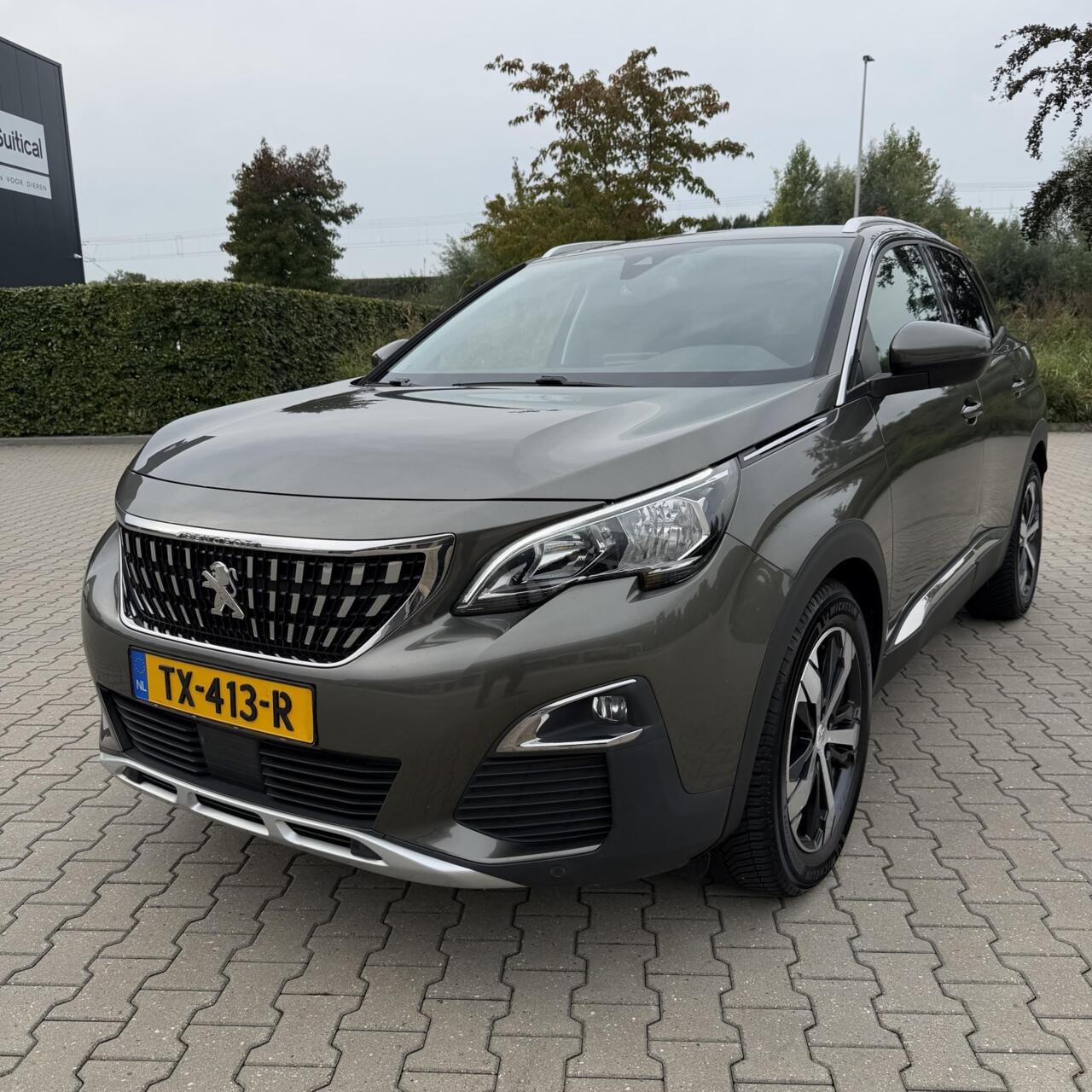 Peugeot 3008 - 1.2 Allure | Automaat |NW DISTRIBUTIE & APK - AutoWereld.nl