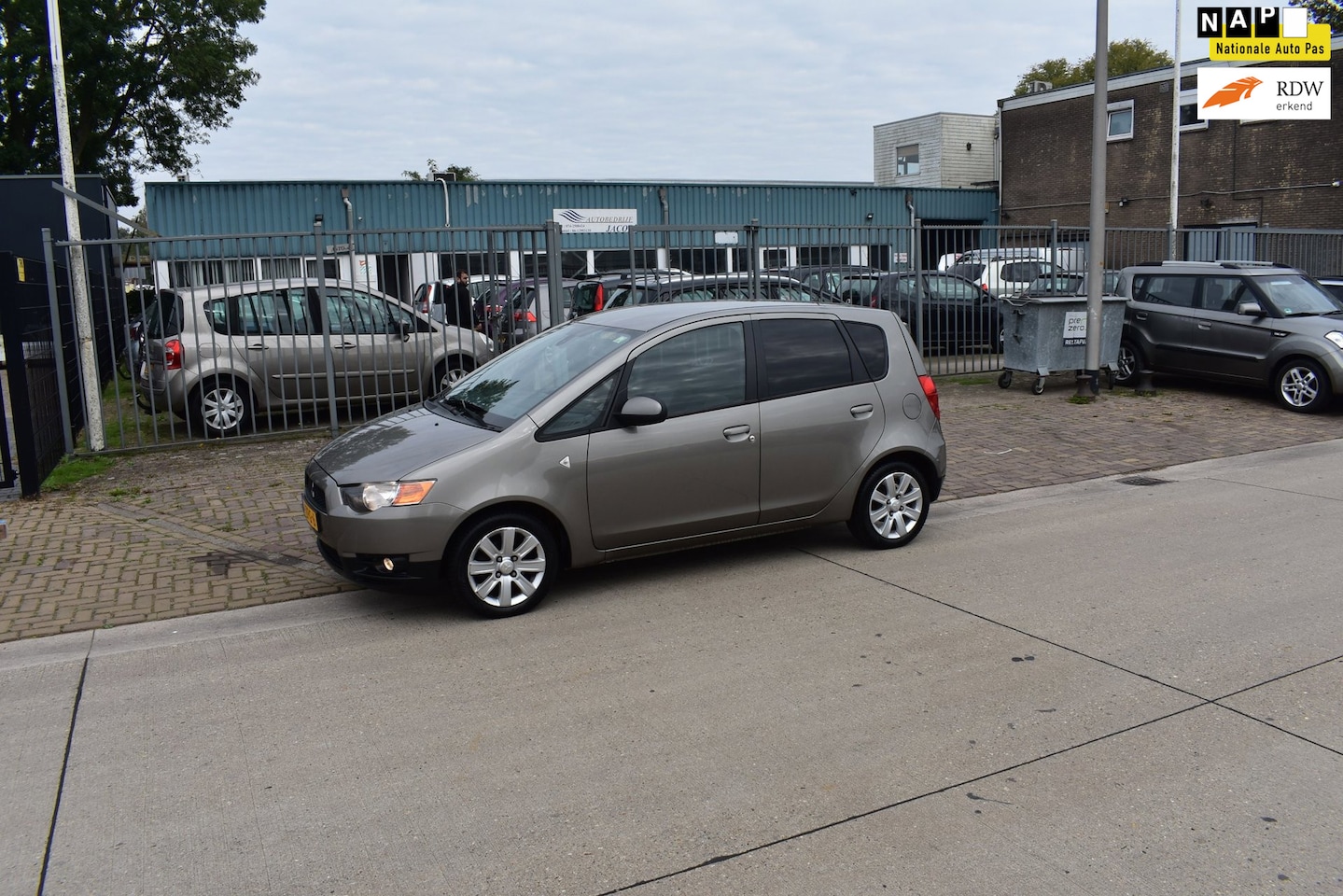 Mitsubishi Colt - 1.3 Edition Two 1.3 Edition Two - AutoWereld.nl