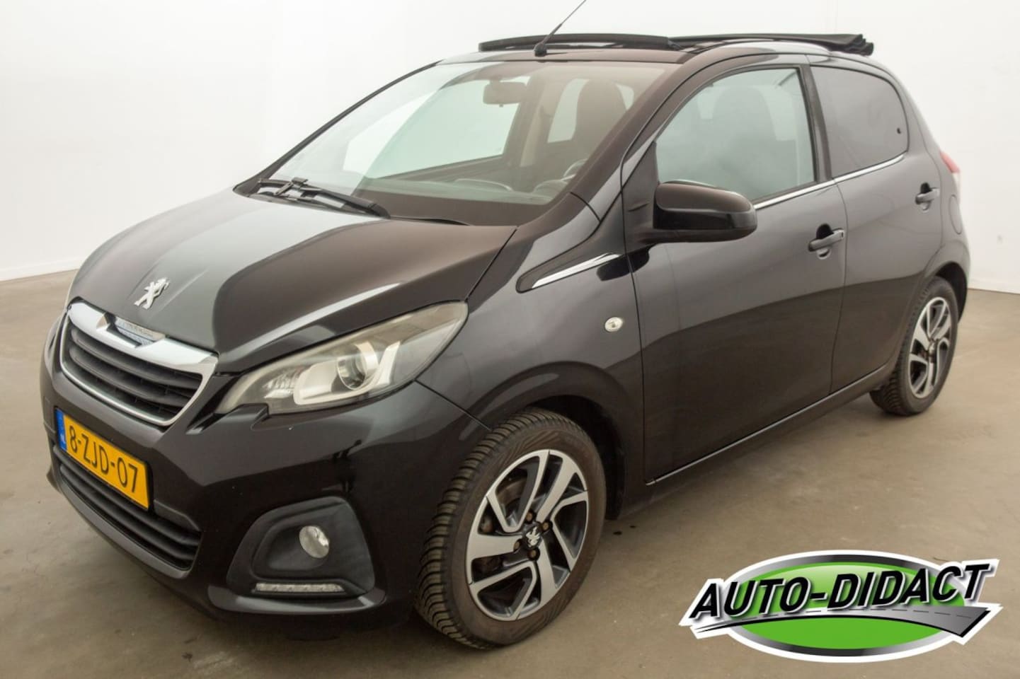 Peugeot 108 - 1.0 VTi Active Top 1.0 VTi Active Top - AutoWereld.nl