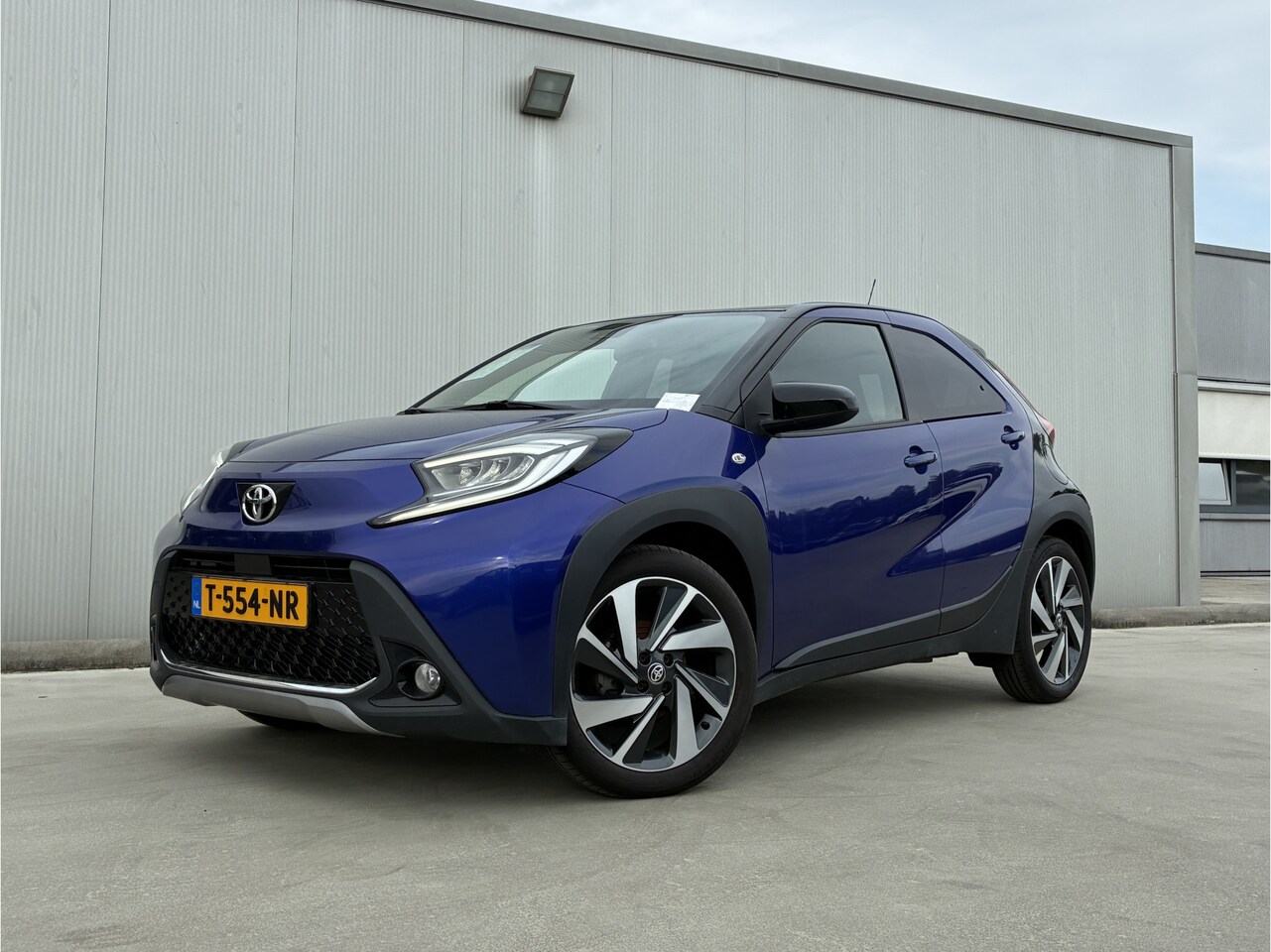 Toyota Aygo X - 1.0 VVT-i MT Envy | Cruise control adaptief | Navigatiesysteem full map - AutoWereld.nl