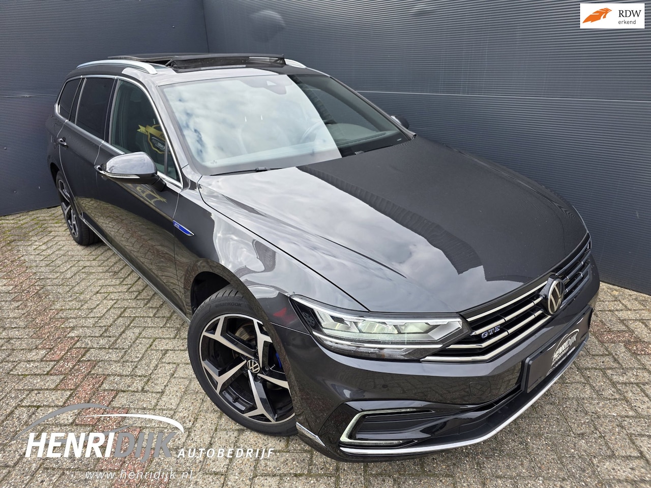 Volkswagen Passat Variant - 1.4 TSI PHEV GTE Business Pano / Camera / Trekhaak / SOH 97% - AutoWereld.nl