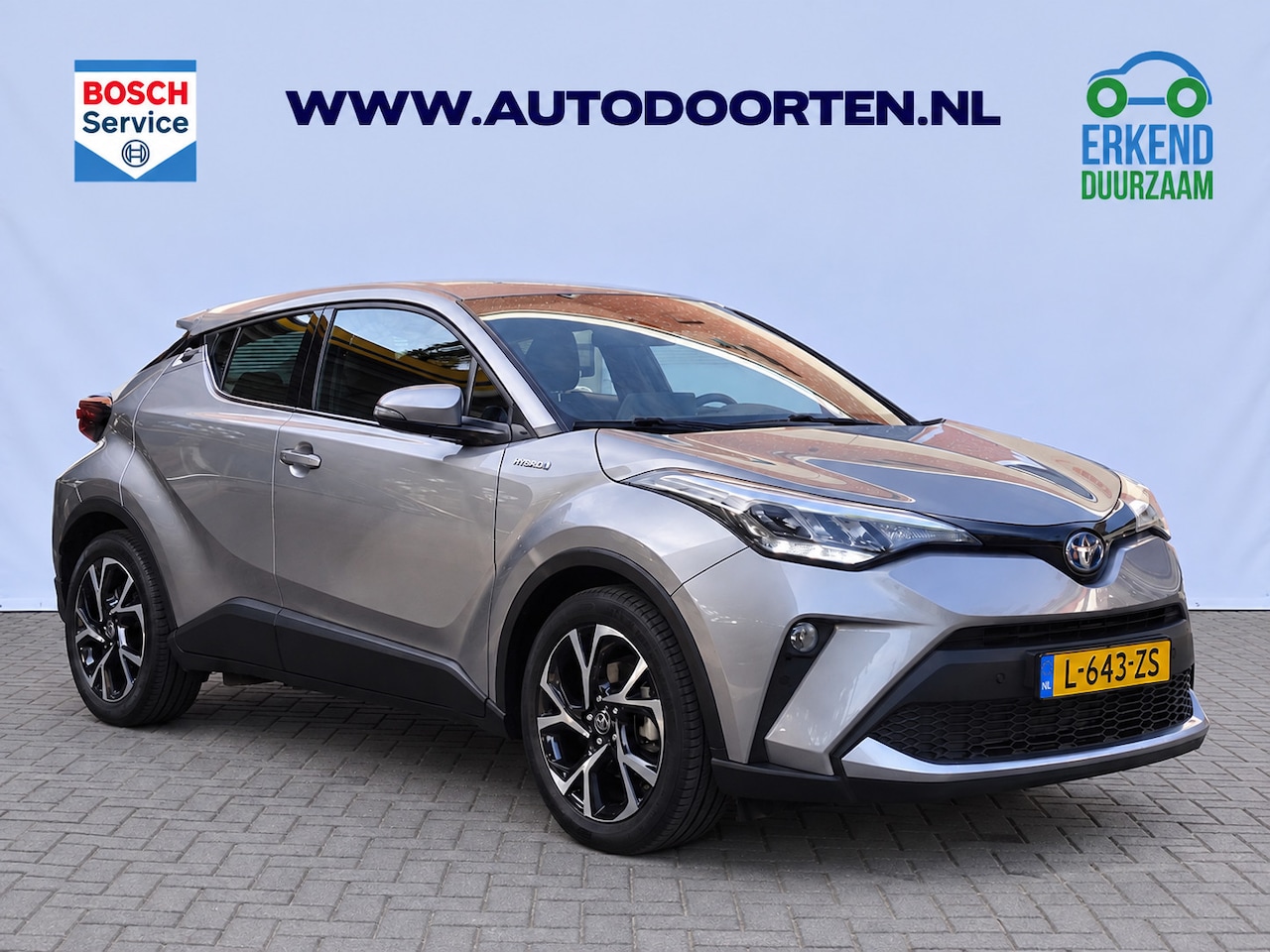 Toyota C-HR - 1.8 Hybrid Dynamic|Dealeronderhouden|Camera|Trekhaak - AutoWereld.nl
