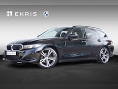 BMW 3-serie Touring - 320i | Climate Control | Achteruitrijcamera | Trekhaak | Comforttoegang | Sportstoelen | P