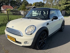 MINI 3-Deurs - 1.6 Cooper Chili Airco/Leer/Carplay/AUTOMAAT