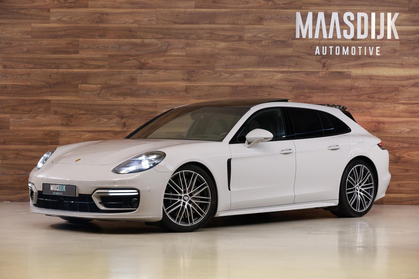 Porsche Panamera Sport Turismo - 4.0 Turbo S E-Hybrid|Keramisch| - AutoWereld.nl