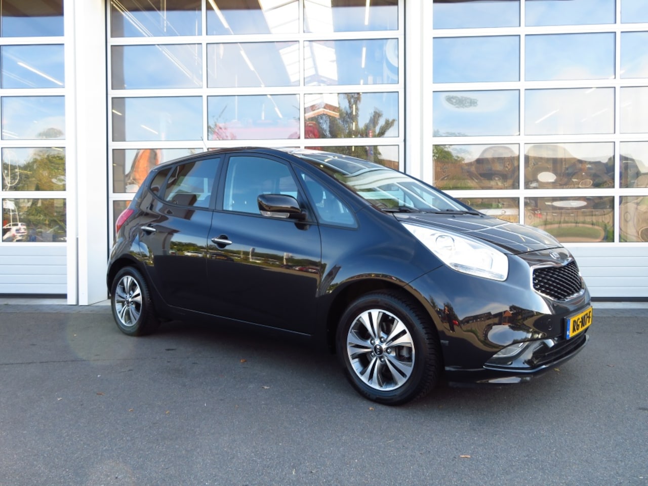 Kia Venga - 1.4 CVVT EconomyLine 1.4 CVVT EconomyLine - AutoWereld.nl