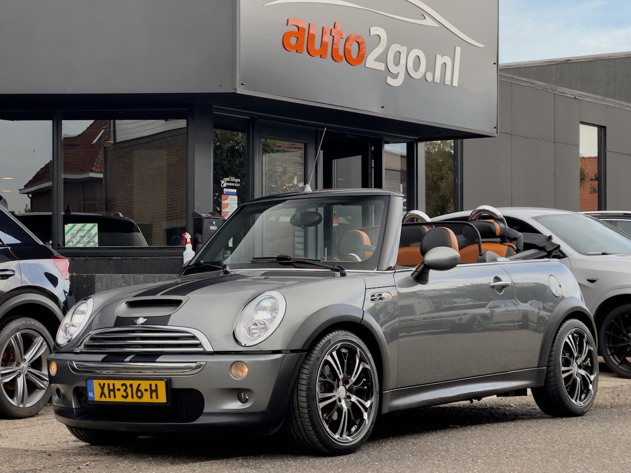 MINI Cabrio - 1.6 Cooper S CABRIOLET DESIGNO=LEDER AIRCO LED LMV PDC - AutoWereld.nl