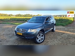 Volkswagen Touareg - 4.2 V8 automaat, mooie kleurstelling - stoelverwarming - elektrische stoelen