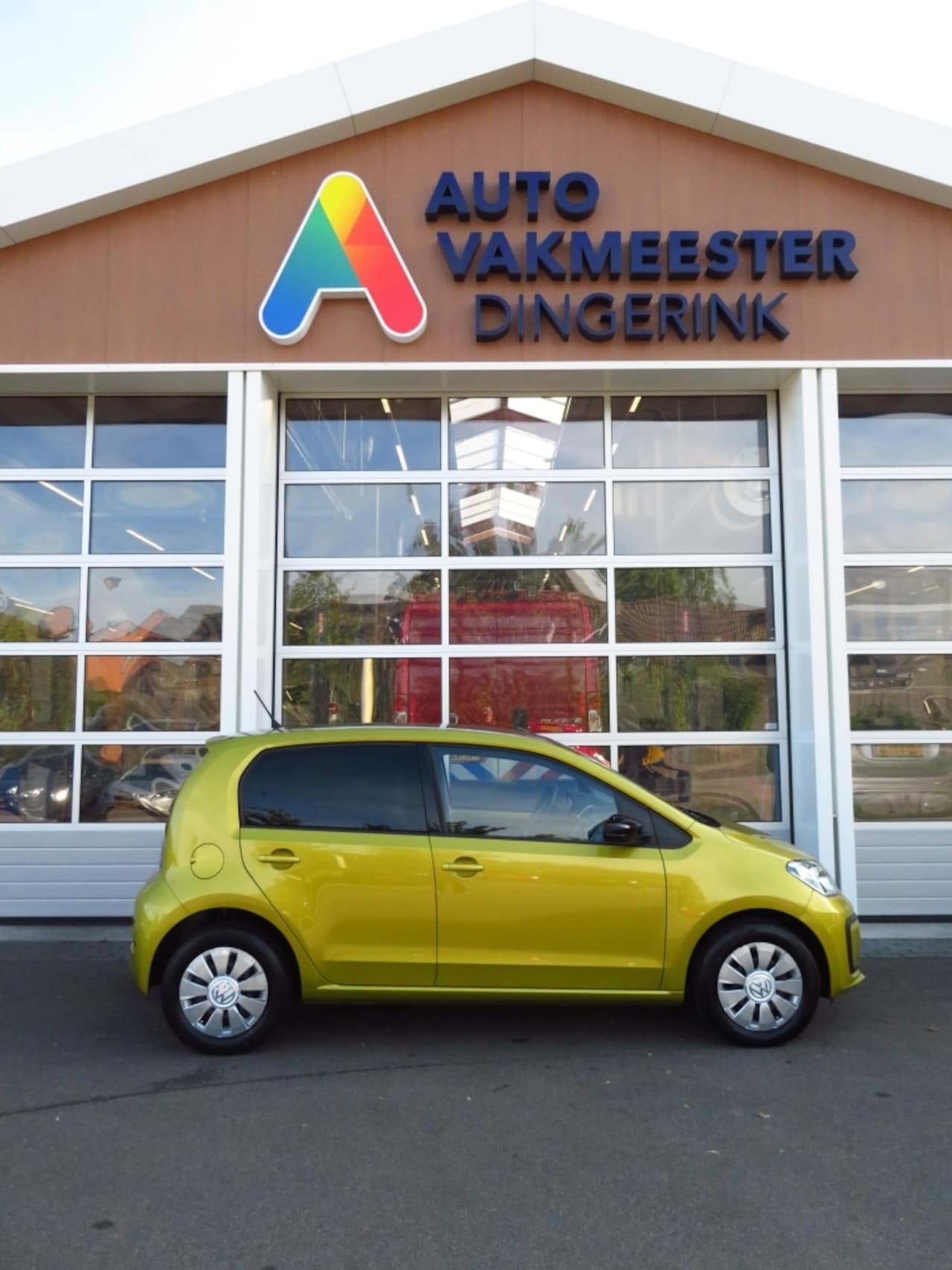 Volkswagen Up! - 1.0 BMT move up! 1.0 BMT move up! - AutoWereld.nl