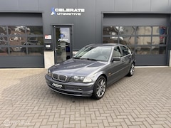 BMW 3-serie - 325i Executive