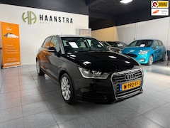 Audi A1 Sportback - 1.0 TFSI Adrenalin 5 deurs Navigatie stoelverwarm. Nw Staat