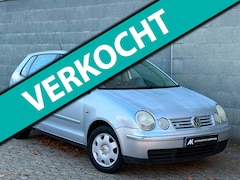 Volkswagen Polo - 1.4-16V Highline Automaat|Airco|elek. Ramen|Radio