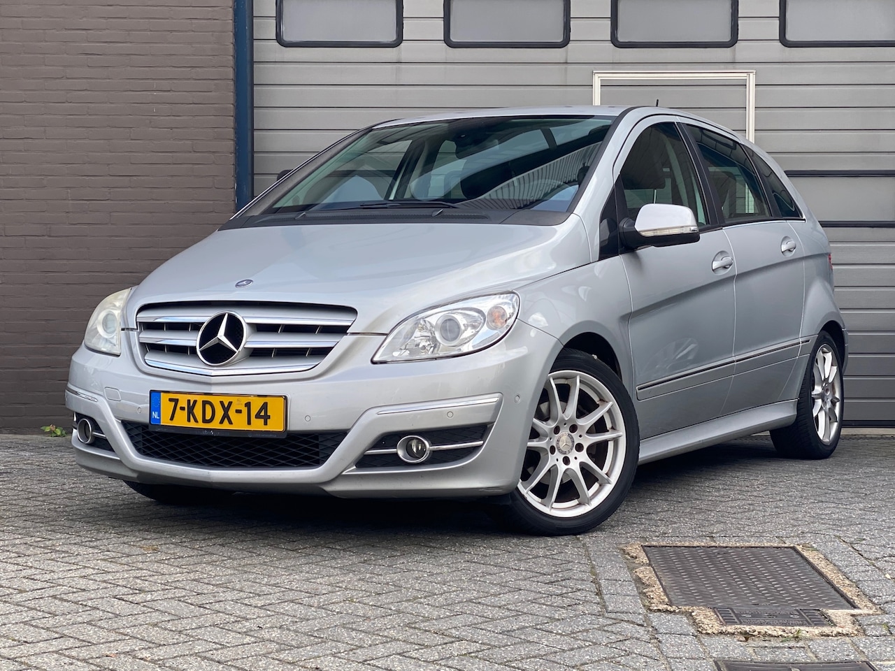 Mercedes-Benz B-klasse - 170 Business Class/ Trekhaak/ Stoelverwarming/ - AutoWereld.nl