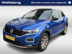 Volkswagen T-Roc - 1.5 TSI Sport / AUTOMAAT/ CAMERA/ PARK. SENSOREN/ LED/ ADAPT. CRUISE/ DODE HOEK/ DIGITAL D