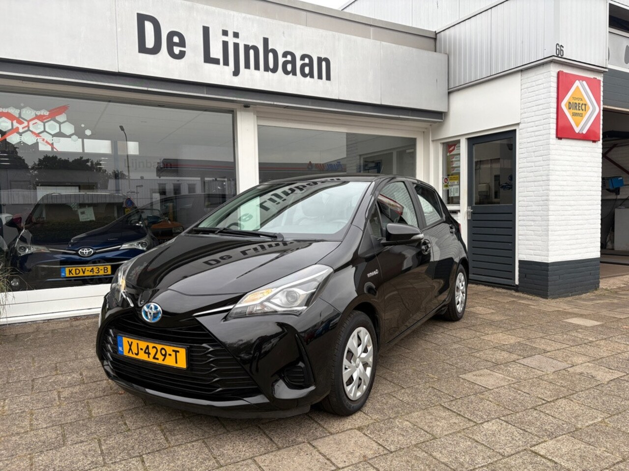 Toyota Yaris - 1.5 Hybrid Active 1.5 Hybrid Active - AutoWereld.nl