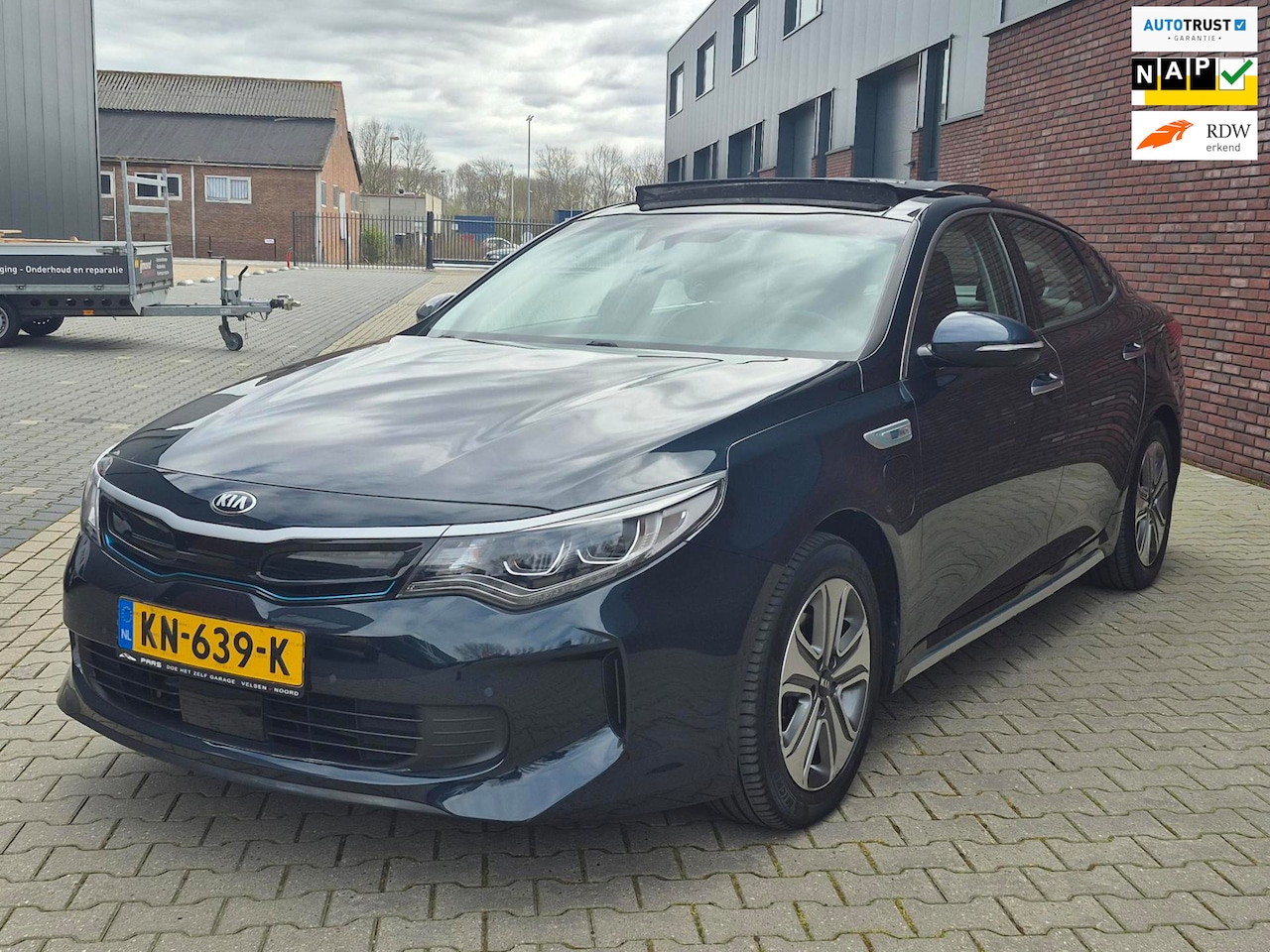 Kia Optima - 2.0 GDI PHEV Business ExecutiveLine pano open dak - AutoWereld.nl
