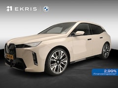 BMW iX - xDrive45 | M-Sportpakket | LED | HUD | Active cruise | Trekhaak | Keyles go | DAB | Harman
