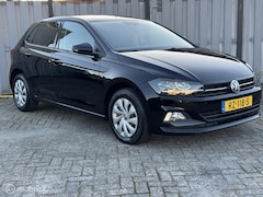 Volkswagen Polo - 1.0 TSI Comfortline Business