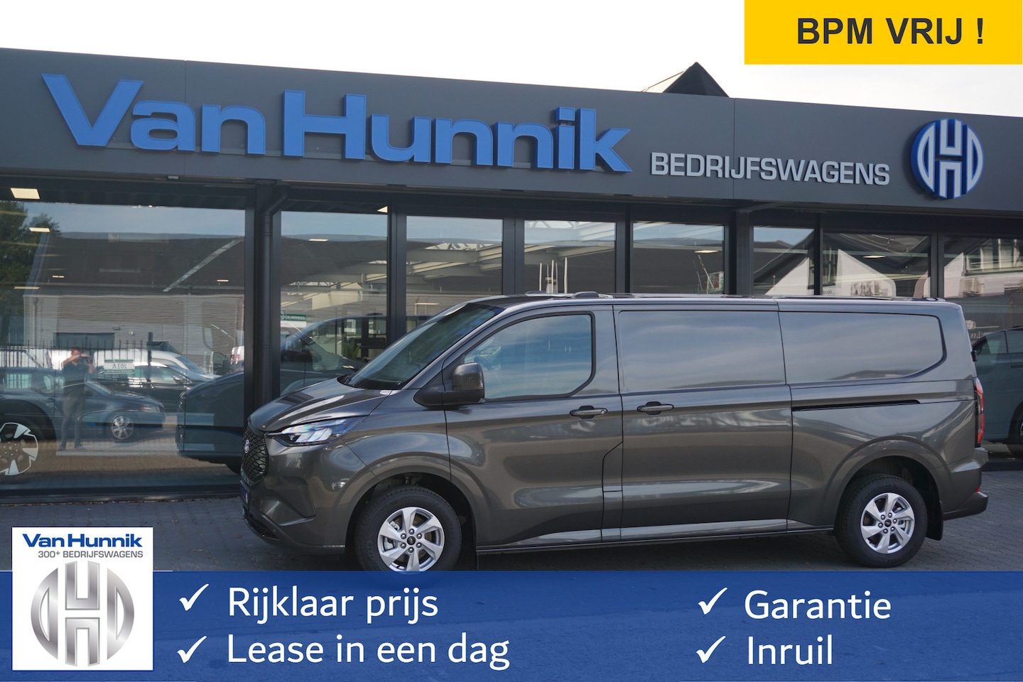 Ford Transit Custom - e-Transit 320L 218PK 71KWH Limited Elektrisch AUT BPM VRIJ!! Apple CP/Android A, LED, Trek - AutoWereld.nl