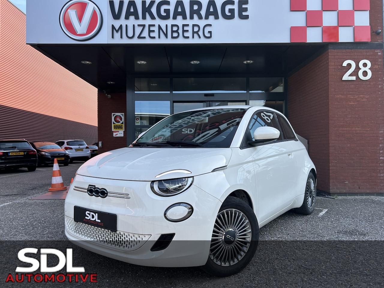 Fiat 500 - Icon 42 kWh 118pk // APPLE CARPLAY / ANDROID AUTO // CLIMA // CRUISE-CONTROL // 16'' LMV - AutoWereld.nl