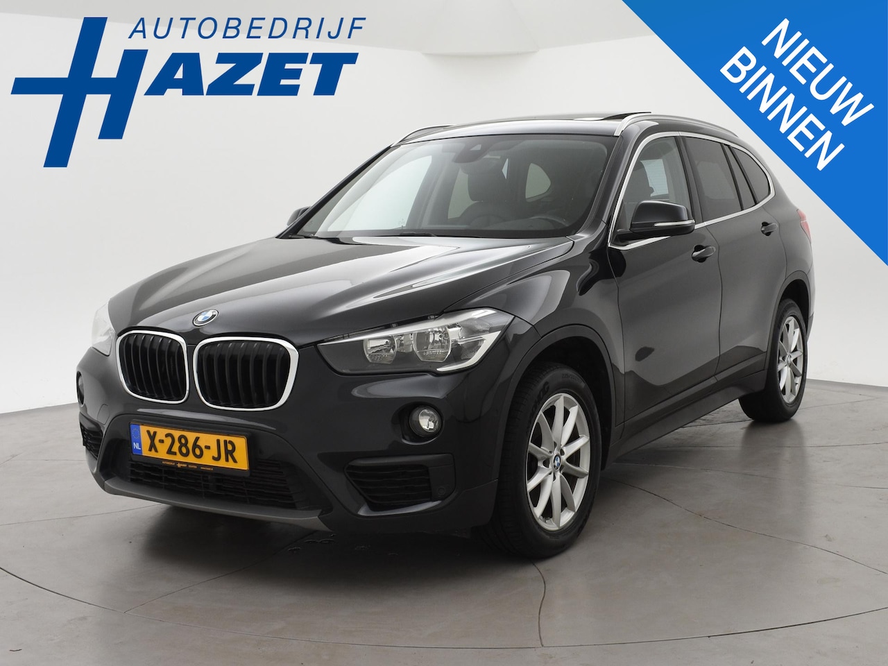 BMW X1 - SDRIVE 18D AUT. + PANORAMA | HARMAN/KARDON | LEDER | STOELVERWARMING - AutoWereld.nl
