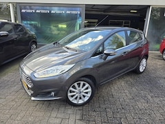 Ford Fiesta - 1.0 EcoBoost Titanium | 2E EIGENAAR | 12MND GARANTIE | NW DISTR | AIRCO | NAVI |