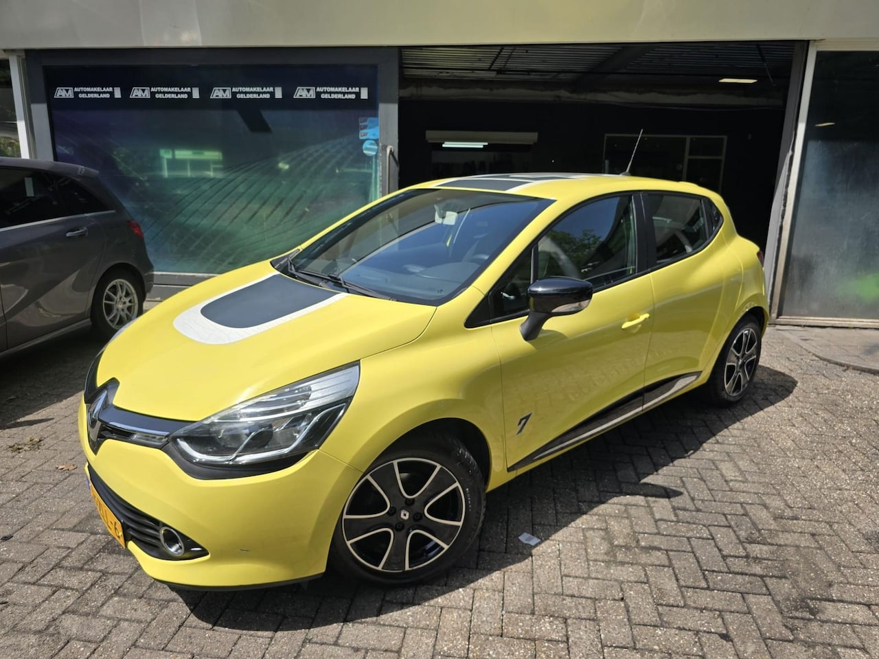 Renault Clio - 0.9 TCe Expression | 2E EIGENAAR |3/6 OF 12MND GARANTIE | NAVI | AIRCO | LMV | NW APK | - AutoWereld.nl