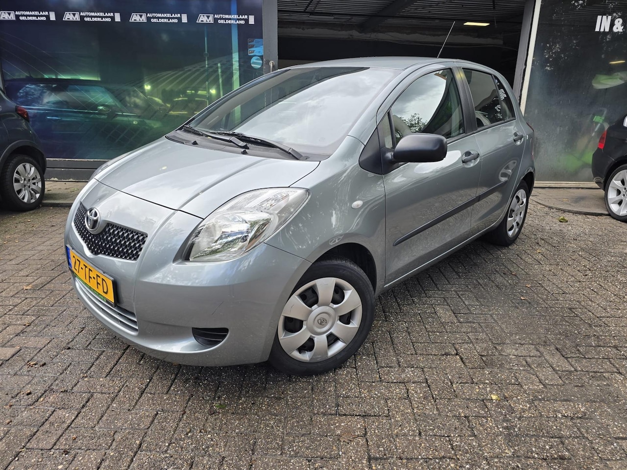 Toyota Yaris - 1.3 VVTi Terra | 1E EIGENAAR | 3/6 OF 12MND GARANTIE | ELEC PAKKET | LAGE KM STAND | - AutoWereld.nl