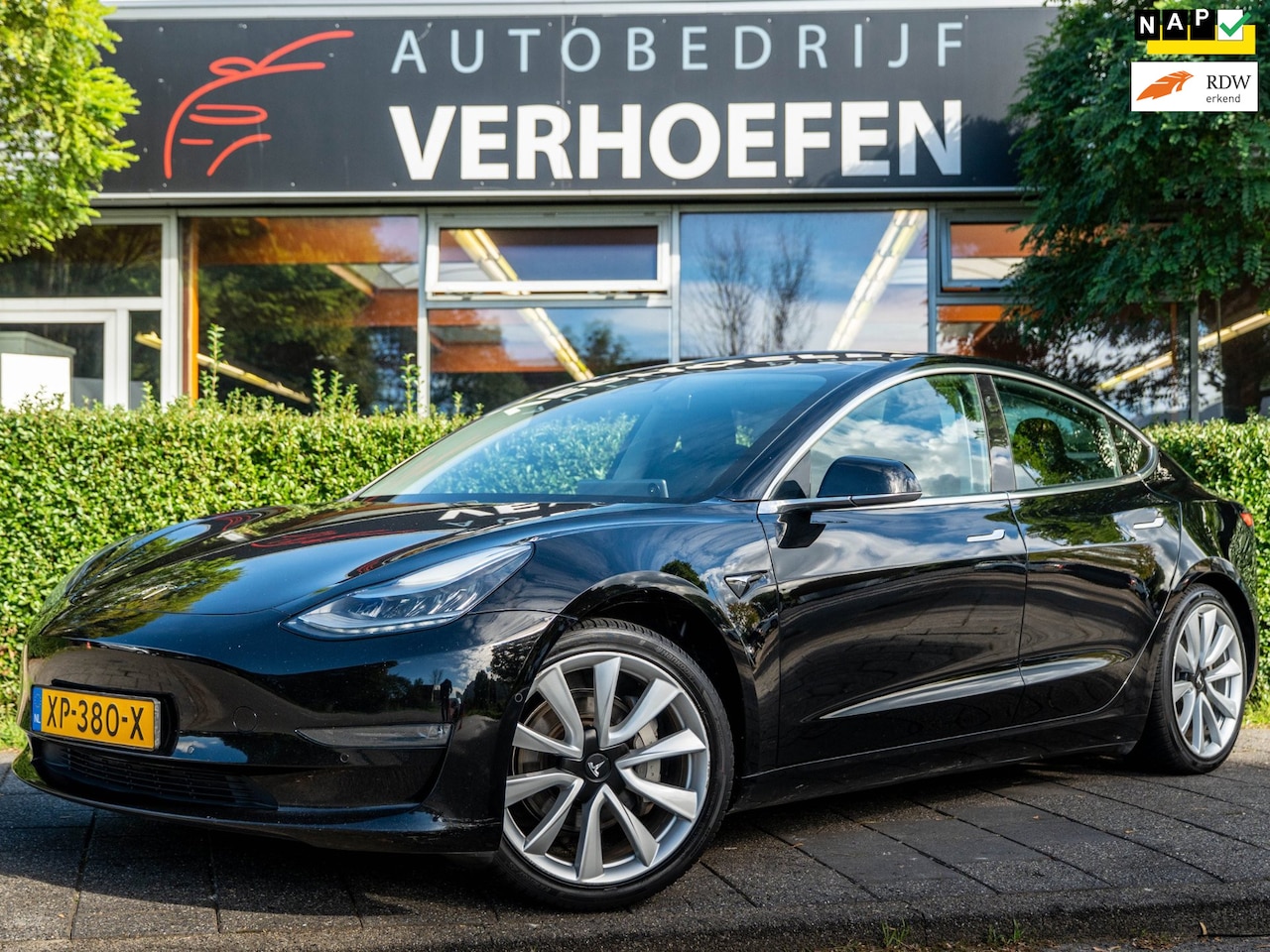 Tesla Model 3 - Long Range AWD 75 kWh | PARKEER CAMERA | STOEL VERW | 1E EIG | PANORAMADAK | MARGE | ZO GO - AutoWereld.nl