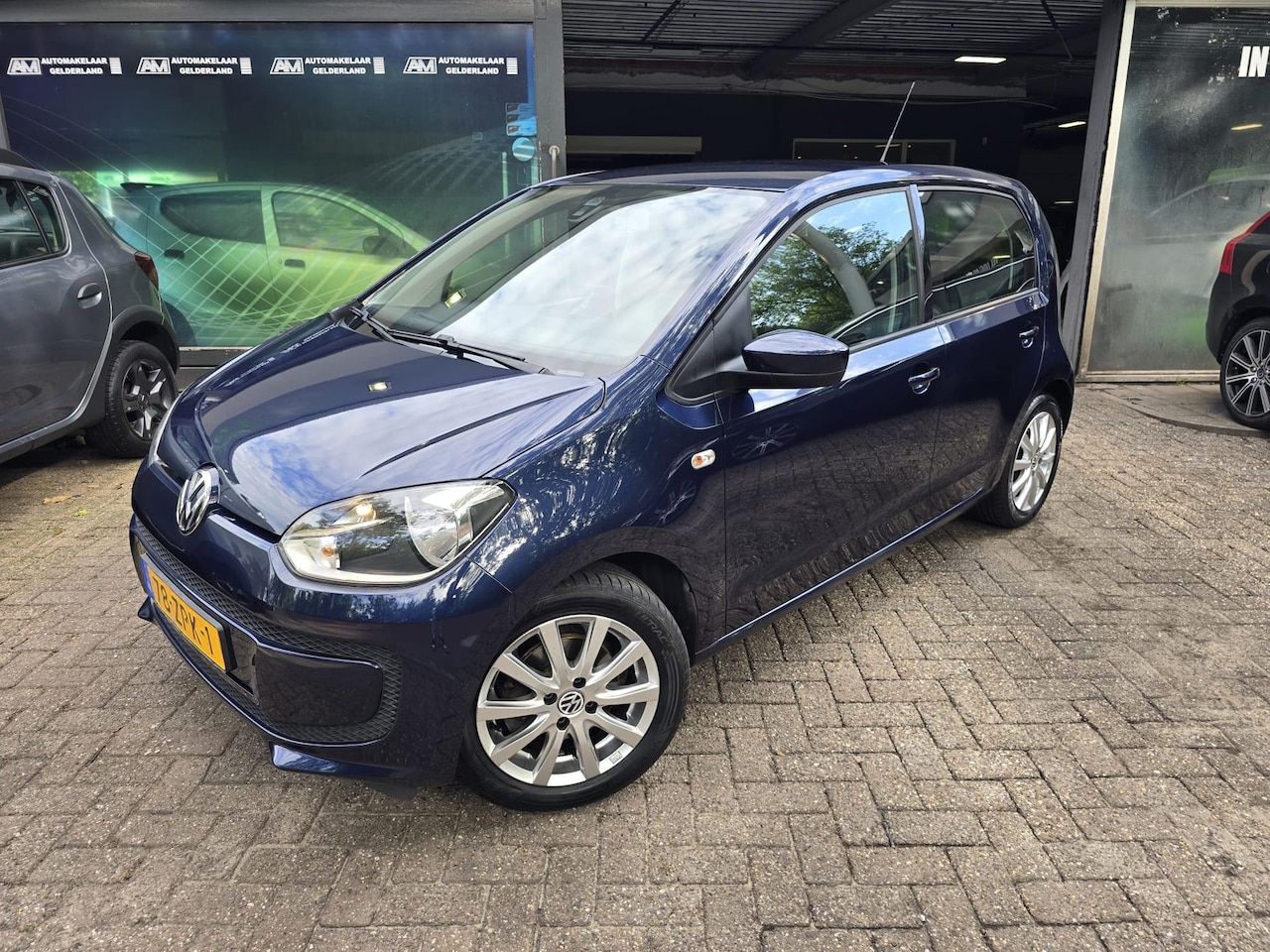 Volkswagen Up! - 1.0 move up! BlueMotion | 1E EIGENAAR |3/6 OF 12MND GARANTIE | AIRCO | LMV | NAVI | - AutoWereld.nl