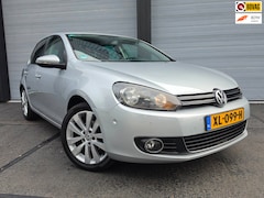 Volkswagen Golf - 1.2 TSI Highline BlueMotion