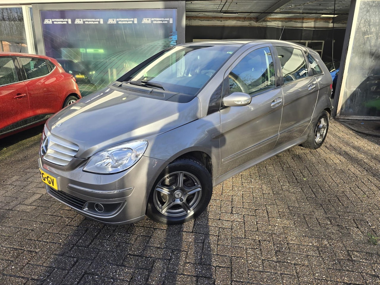 Mercedes-Benz B-klasse - 170 | AUTOMAAT| 12MND GARANTIE | AIRCO | CRUISE | LMV | - AutoWereld.nl