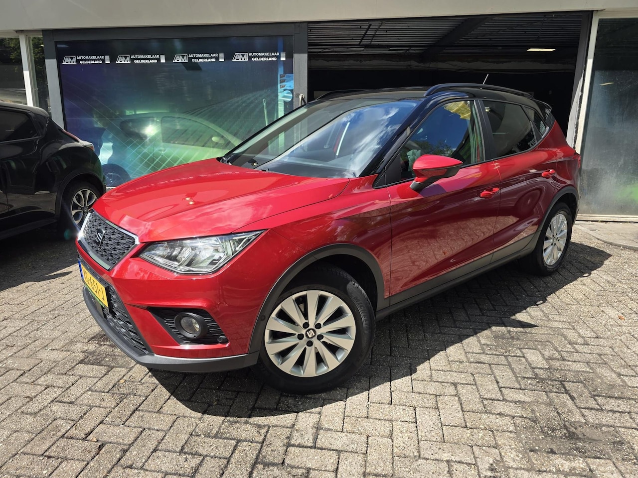 SEAT Arona - 1.0 TSI Style Business Intense | 2E EIGENAAR |3/6 OF 12MND GARANTIE | DIGI COCKPIT | NAVI - AutoWereld.nl