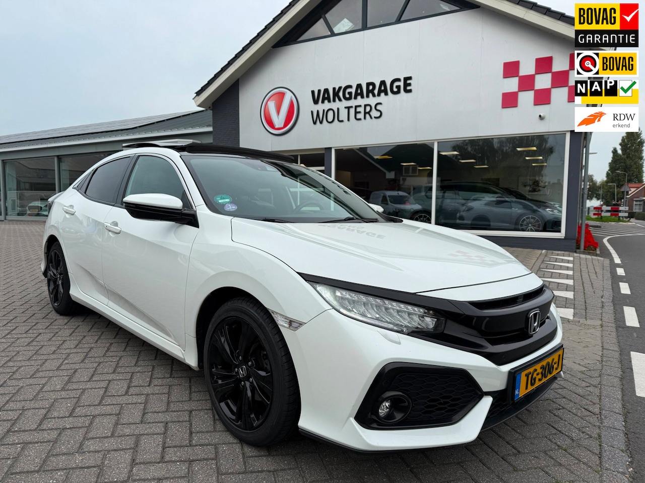 Honda Civic - 1.0 i-VTEC Executive RIJKLAARPRIJS! - AutoWereld.nl