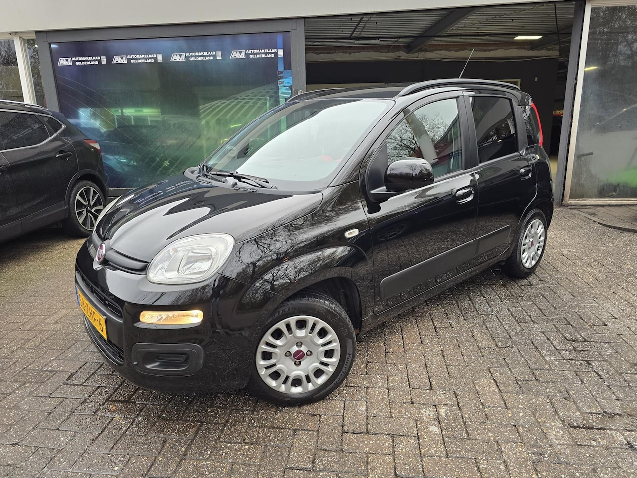 Fiat Panda - 0.9 TwinAir Lounge | 12MND GARANTIE | AIRCO | ELEC RAMEN | NW APK - AutoWereld.nl