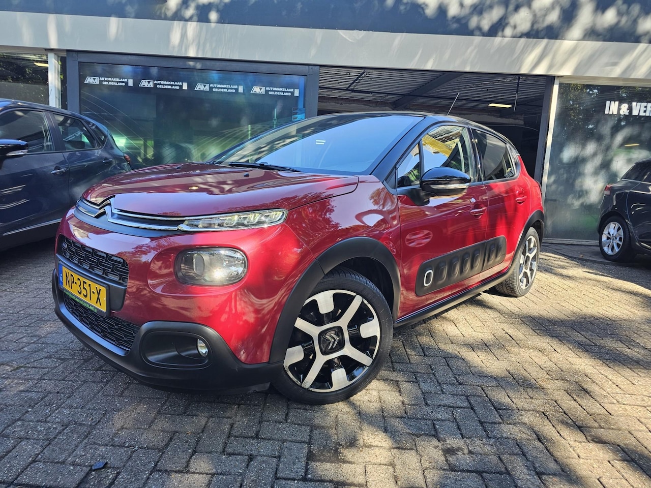 Citroën C3 - 1.2 110PK S&S Shine | AUTOMAAT | 3/6 OF 12MND GARANTIE | NW D-RIEM | CAMERA | CRUISE | - AutoWereld.nl