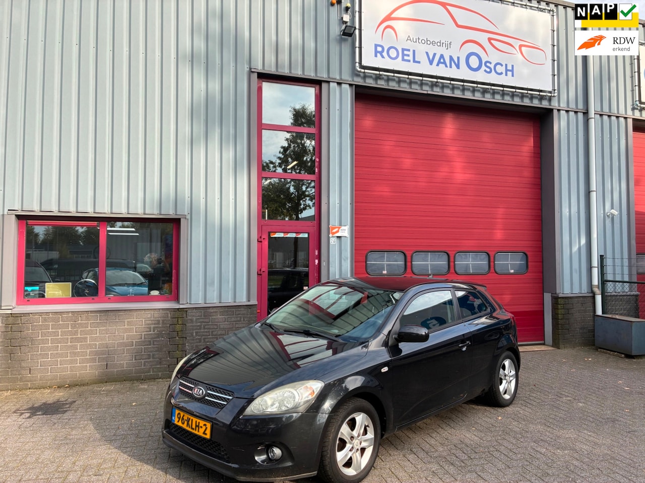 Kia Pro cee'd - 1.4 CVVT X-ecutive 3 deurs Clima PDC - AutoWereld.nl